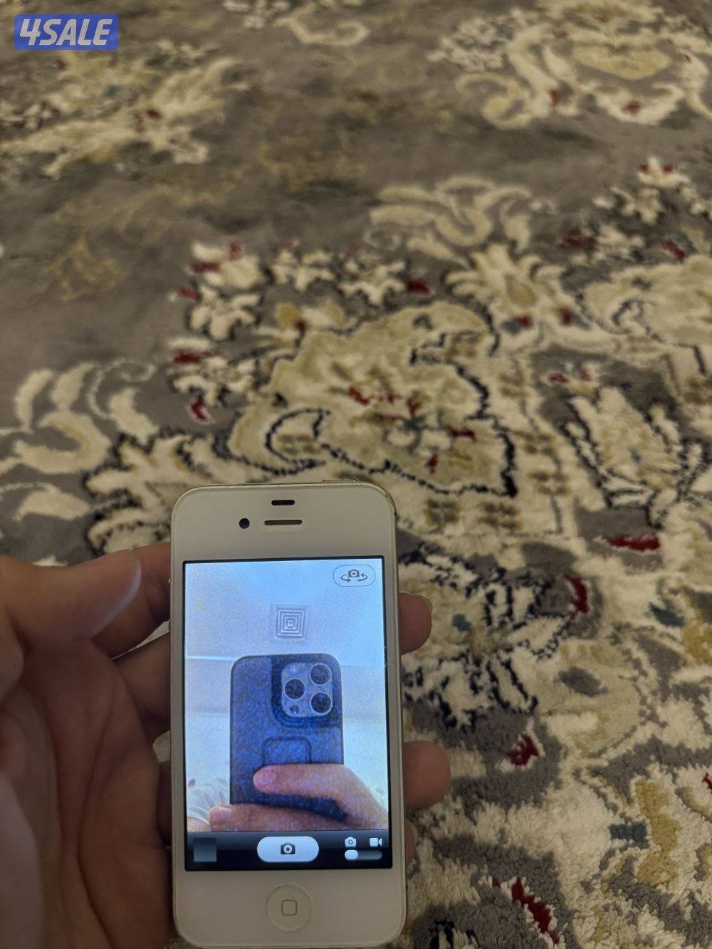 ايفون ٤ اس - ١٦ جيجا - حاله ممتازه جدا - مو مبدل شيء4