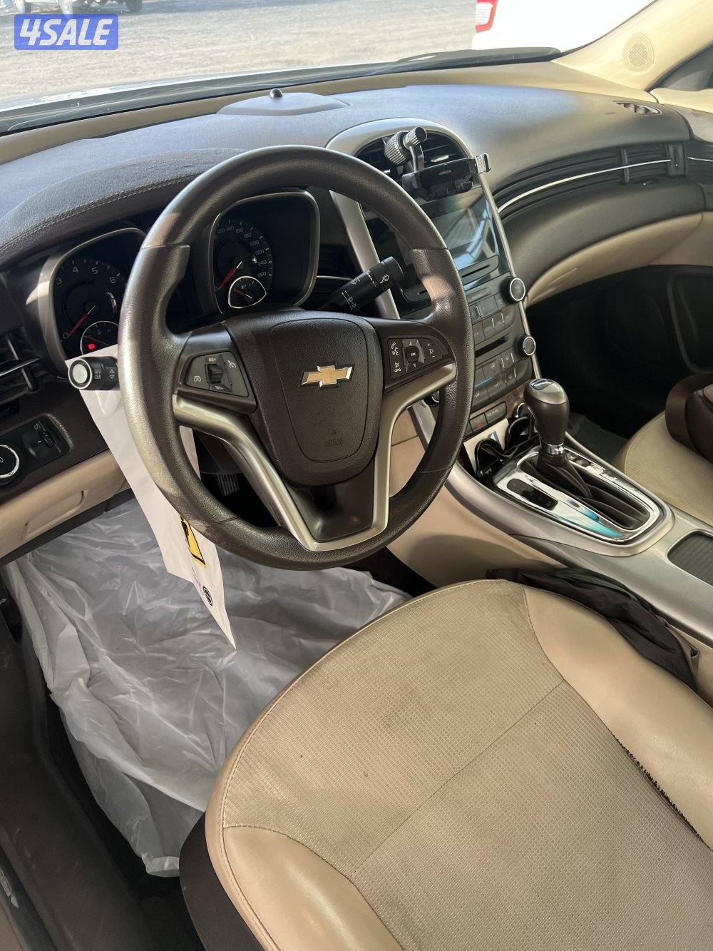 سيارة ماليبو ٢٠١٤ ماشية ١٨٥٠٠٠ كيلو كل صياناتها بالوكالة حتى الان2