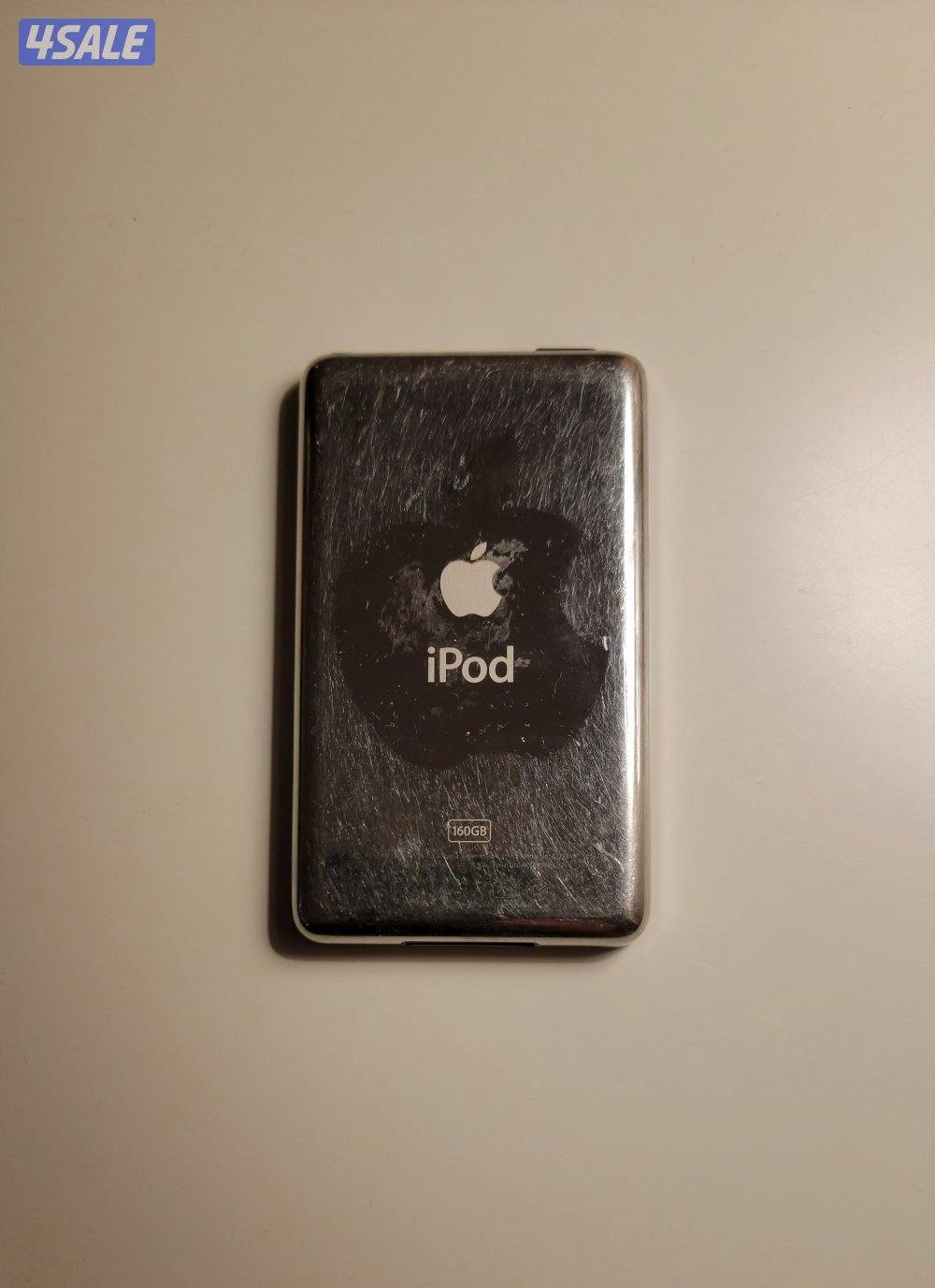 Apple iPod Classic 7th Gen 160GB5