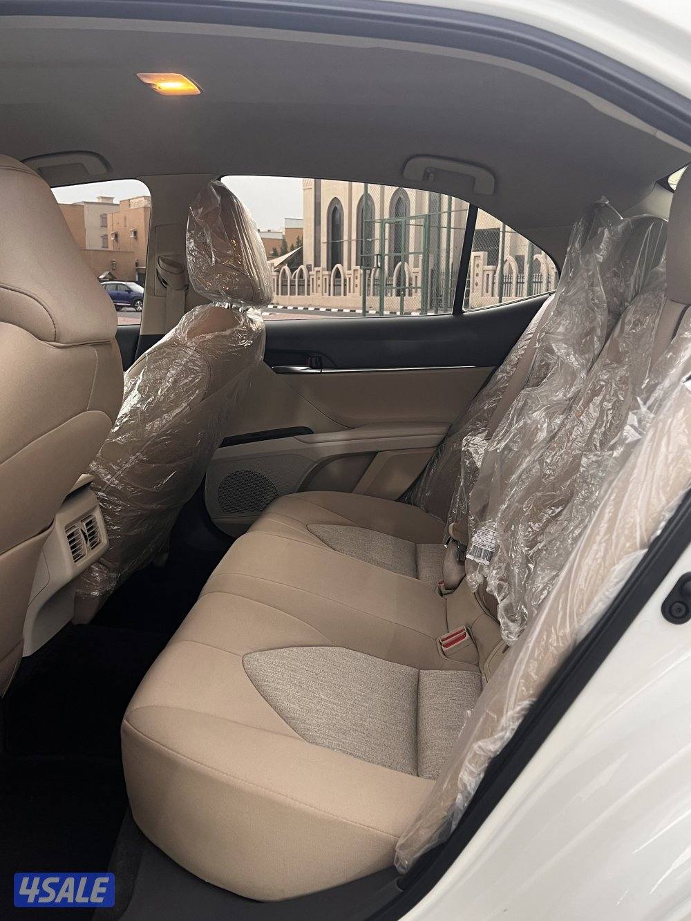 كامري بحالة الوكالة الساير LE بحالة المصنع6