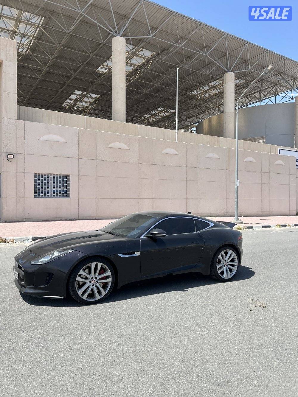 للبيع F-type S0