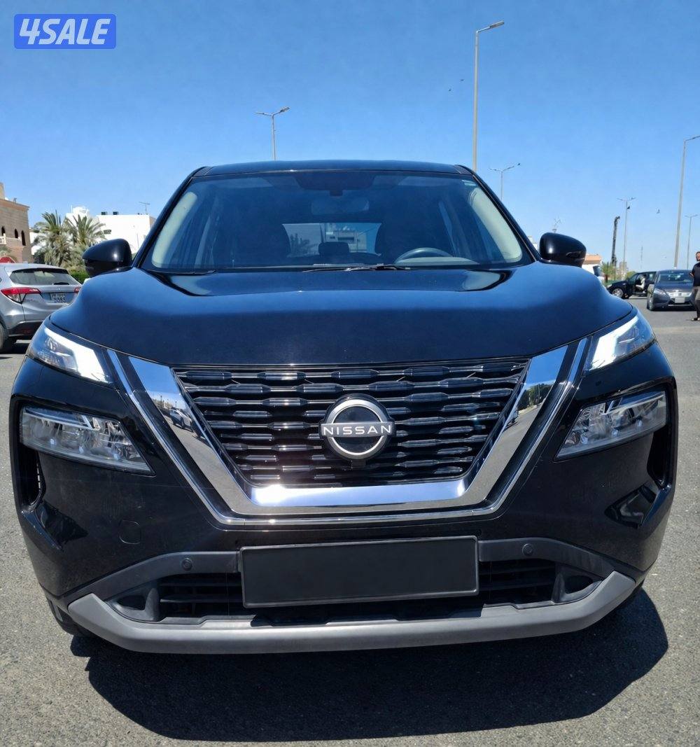 nissan xtrail 2025 standard جيب نيسان اكستريل ٢٠٢٥ عداد ٨٢٠٠ فقط0