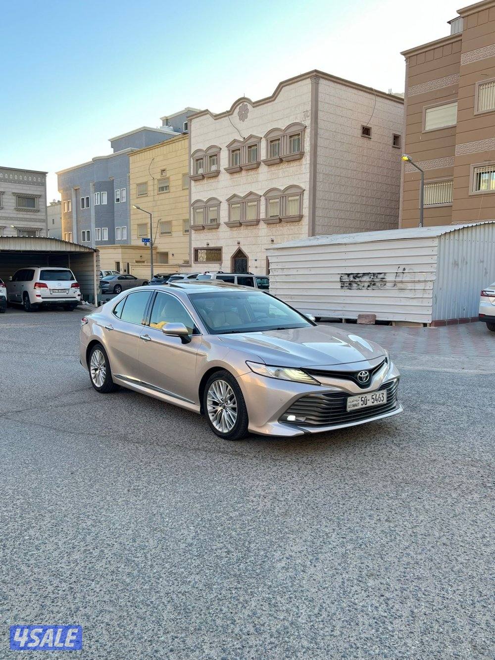 للبيع كامري 2018 شرط الفحص1
