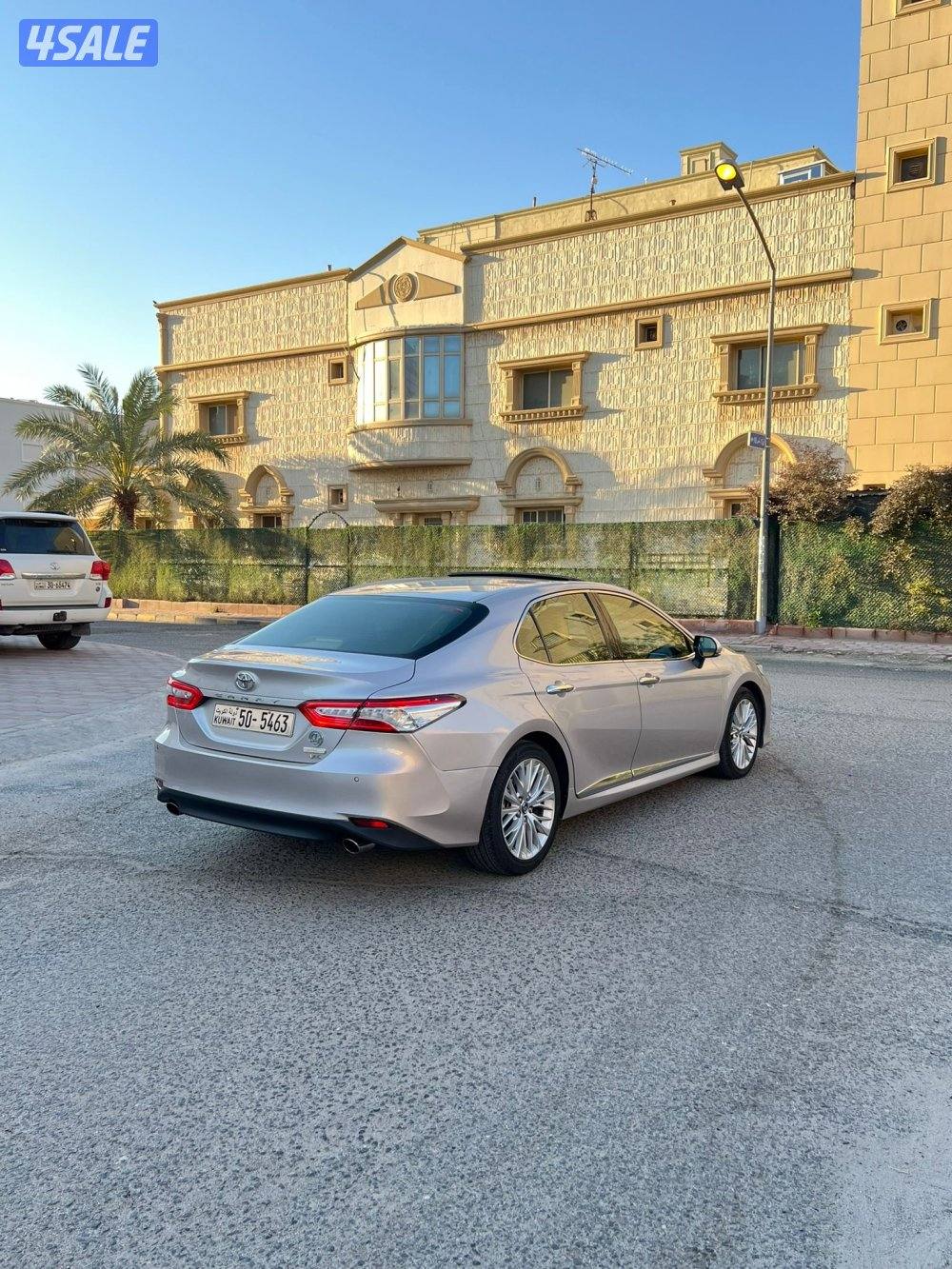 للبيع كامري 2018 شرط الفحص2