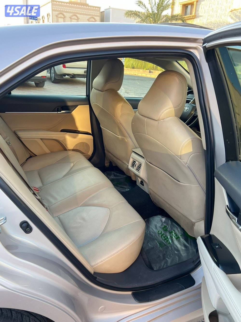 للبيع كامري 2018 شرط الفحص6