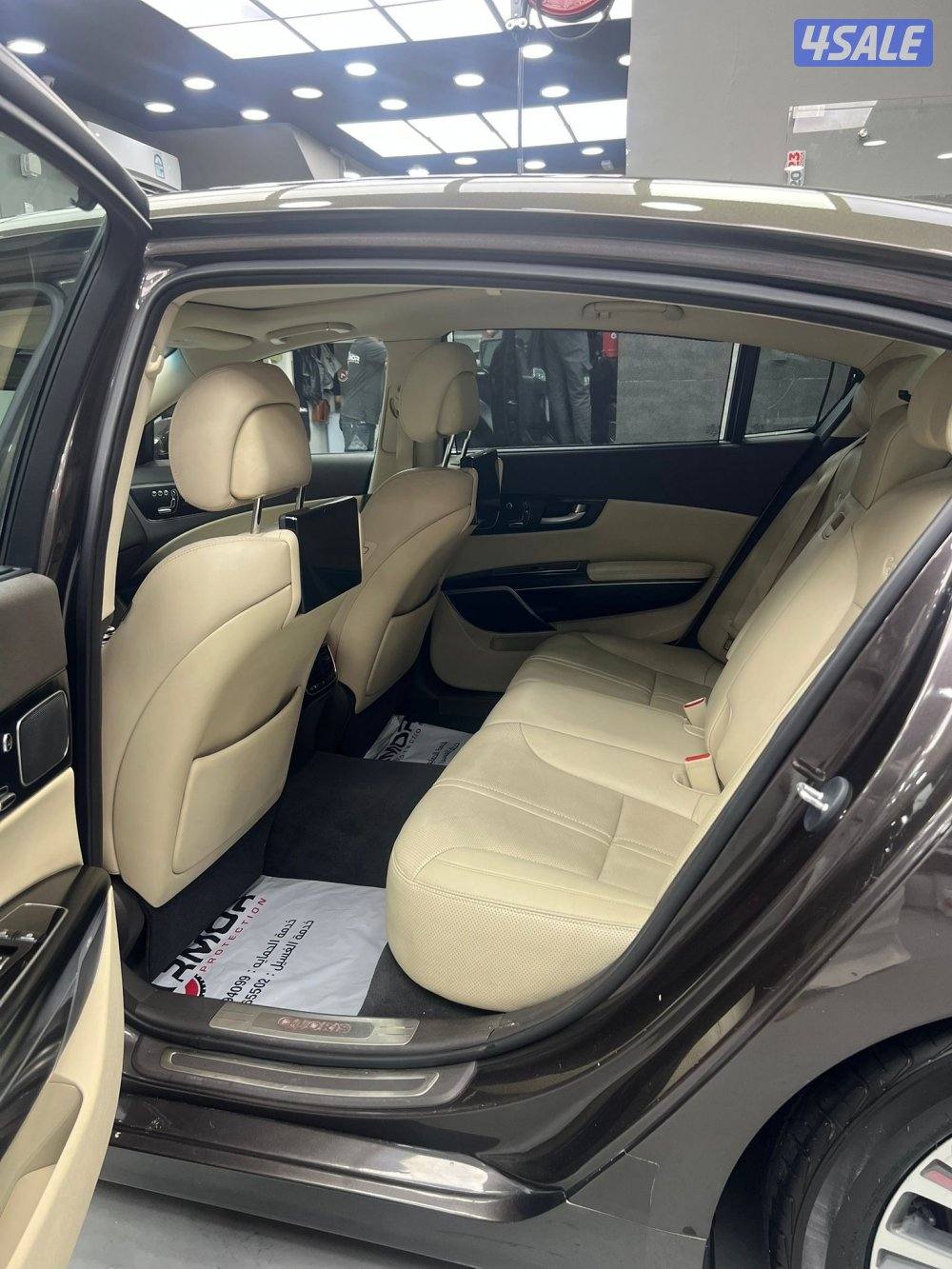 للبيع كيا كوريس ٢٠١٥ اعلى درجه3