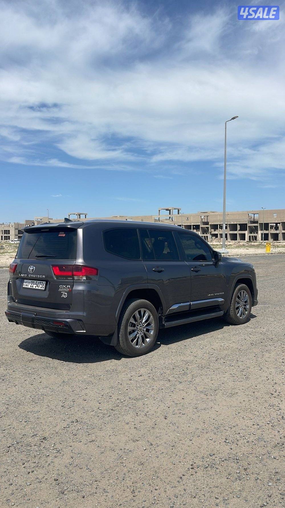 لاند كروز ايرو S تون تيربو 2024  بحاله الوكاله عداد 40 الف3