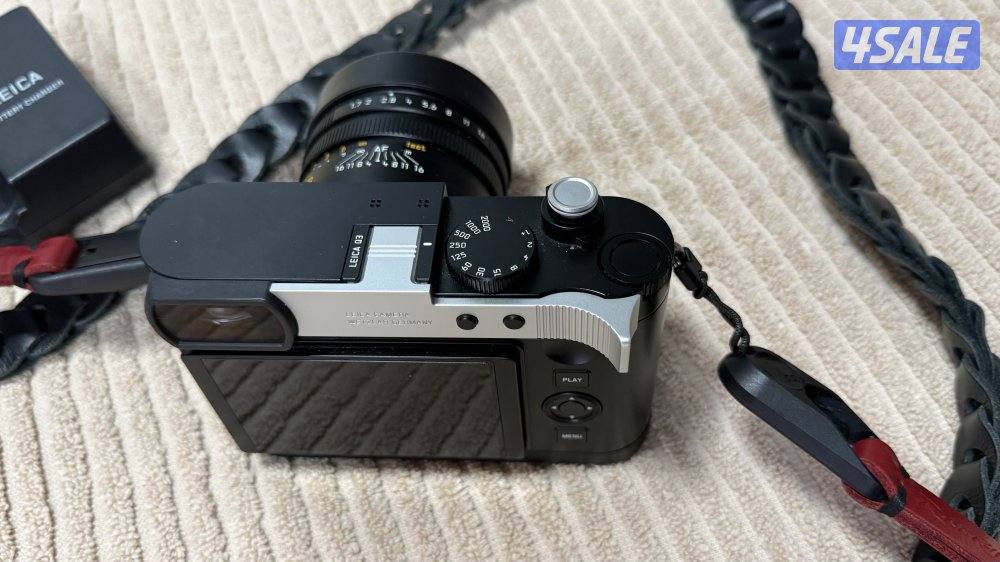 Leica Q3 Camera with full Accessories. Like new camera3