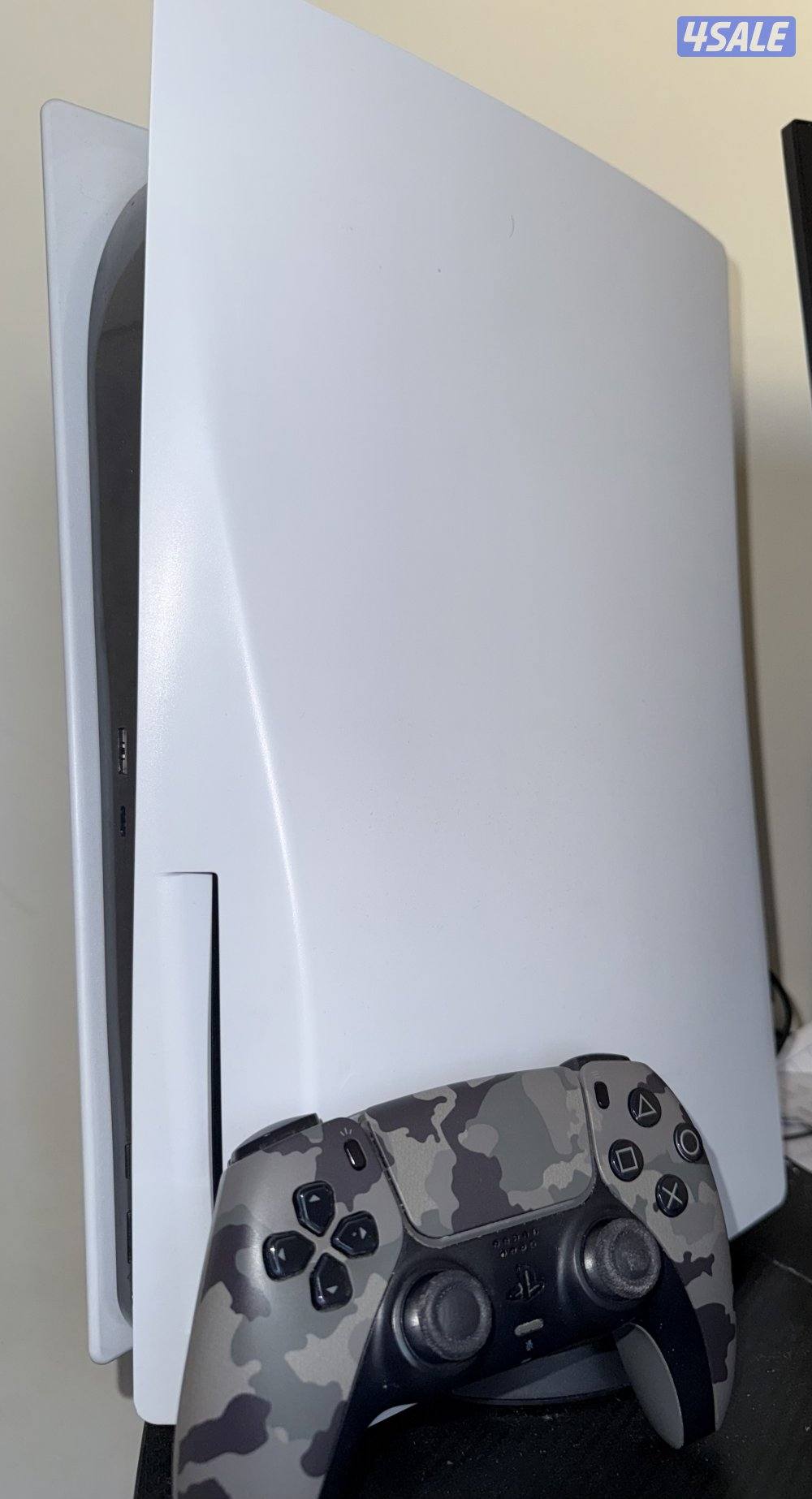 للبيع سوني فايف نسخة الشريط العادي ٨٢٥ جيجا مو مفتوحة.0