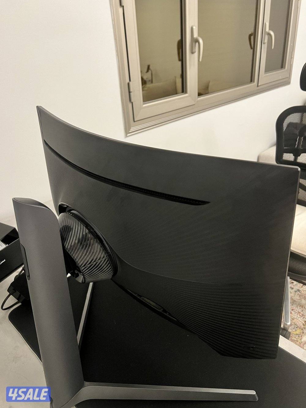 شاشه :samsung Odyssey G71