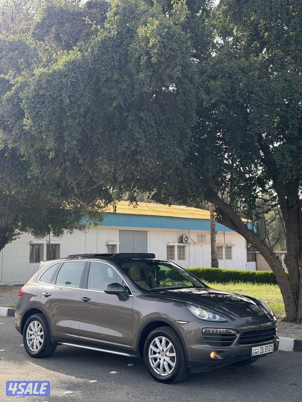 بورش كايين بانوراما 20128