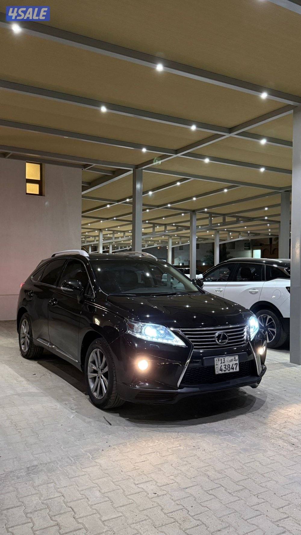 للبيع او للبدل لكزس RX350 موديل 2015 ماشي 229 الف وكالة الكويت0