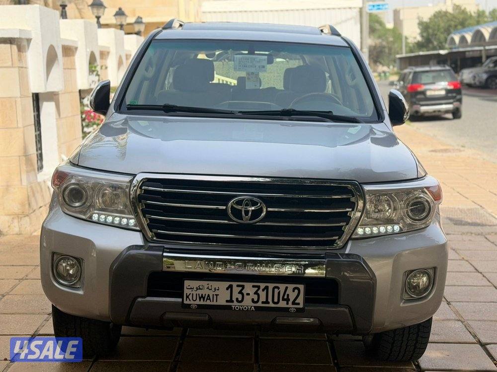 تويوتا _ لاندكروزر GXR _ 2015 _ الساير _ صبغ الوكالة4