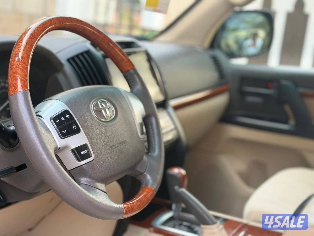 تويوتا _ لاندكروزر GXR _ 2015 _ الساير _ صبغ الوكالة5