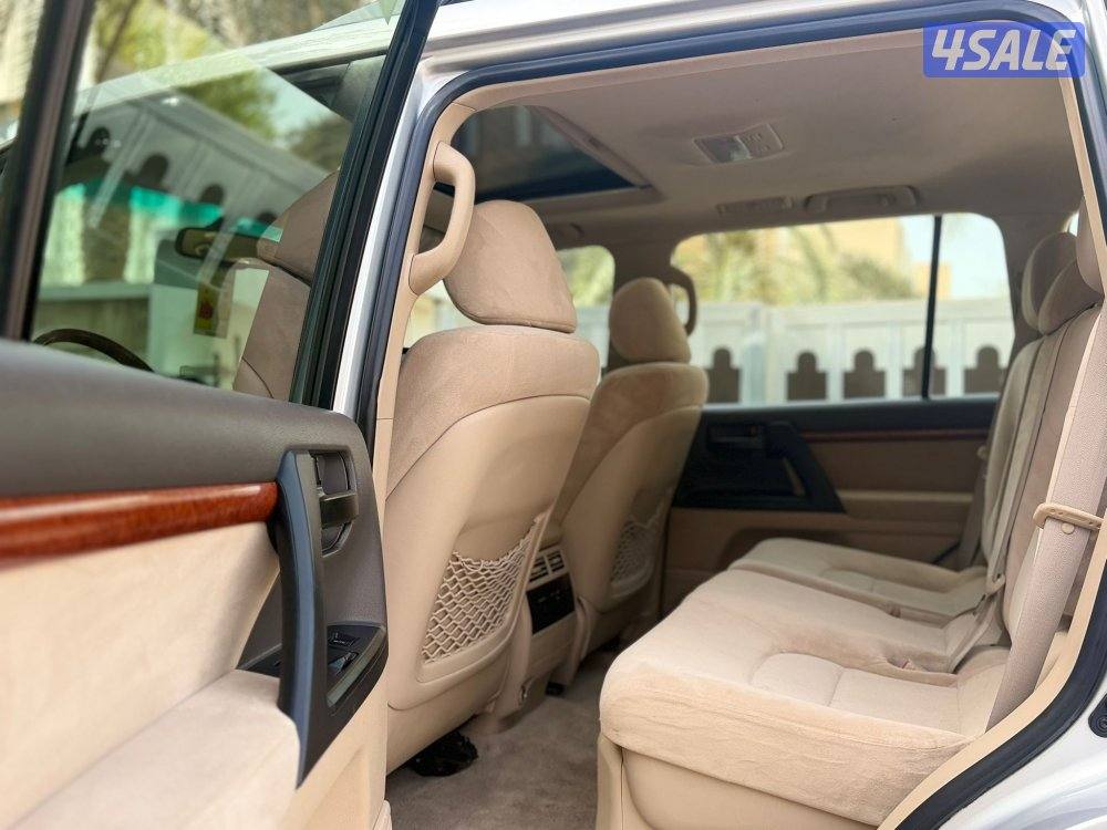 تويوتا _ لاندكروزر GXR _ 2015 _ الساير _ صبغ الوكالة8