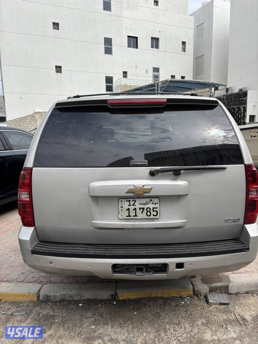 للبيع شيفروليه سوبربان ذهبي موديل ٢٠٠٩2