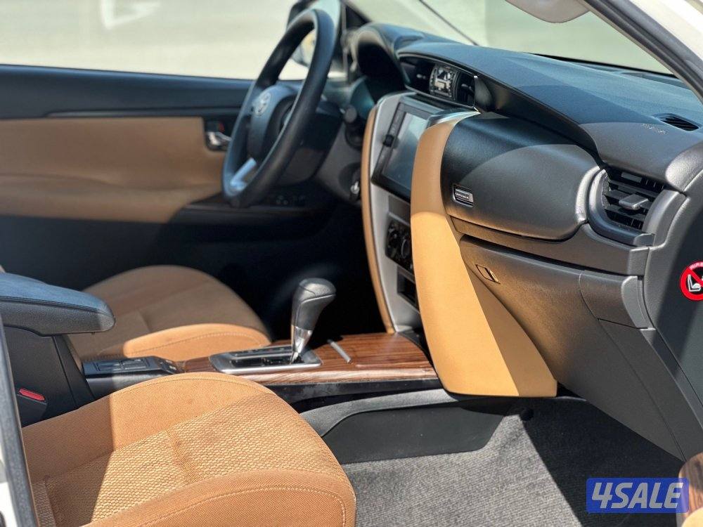 للبيع تويوتا فورتنر وارد الوكالة الساير4