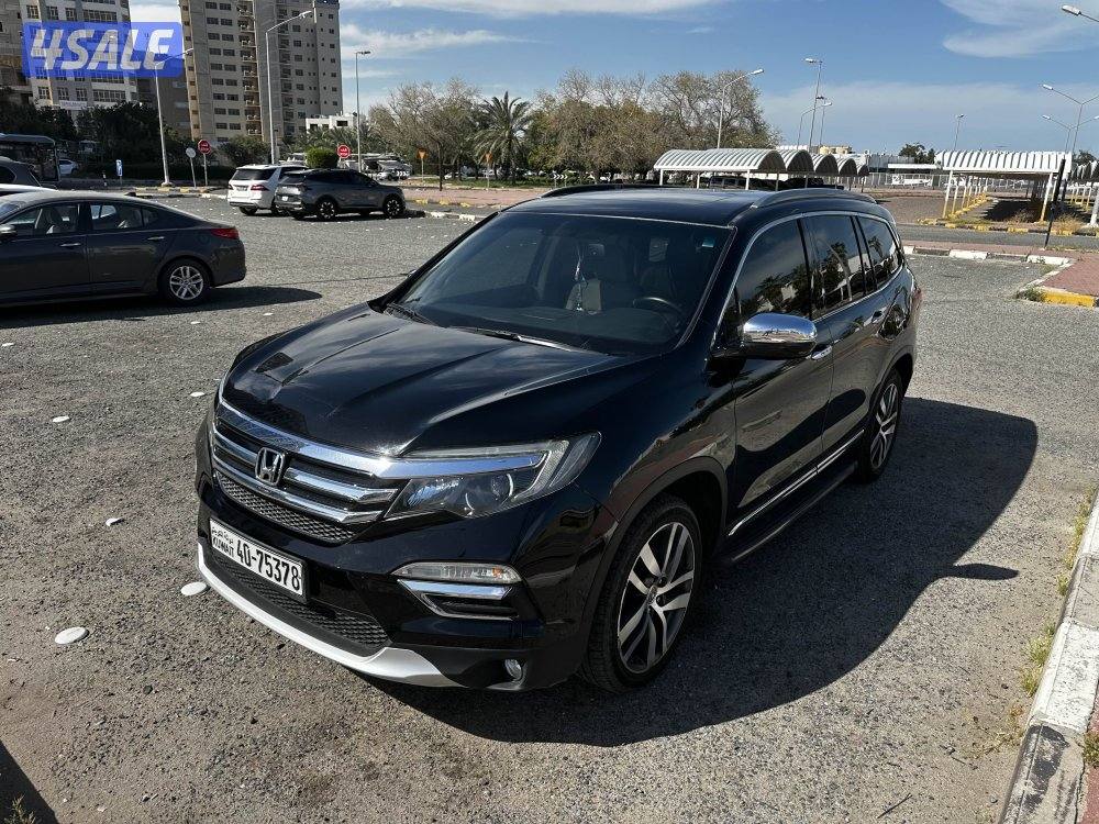 Honda pilot touring mileage 123000 black very good condition serviced0