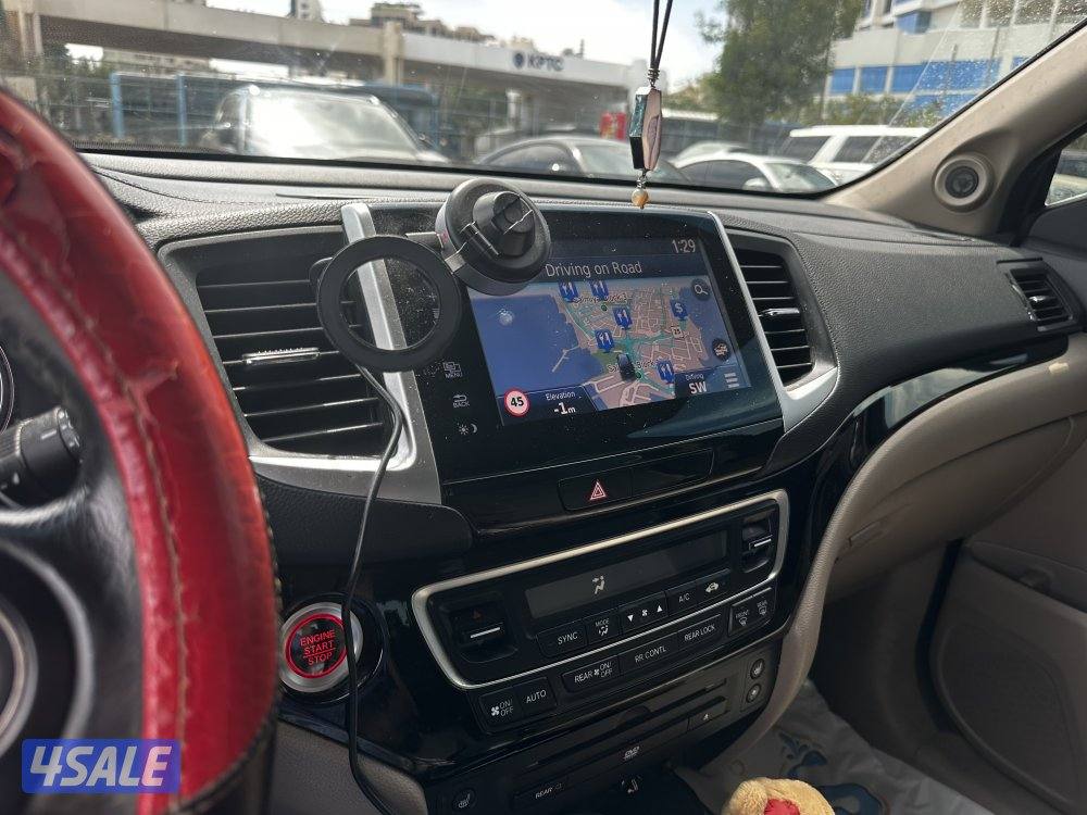 Honda pilot touring mileage 123000 black very good condition serviced6