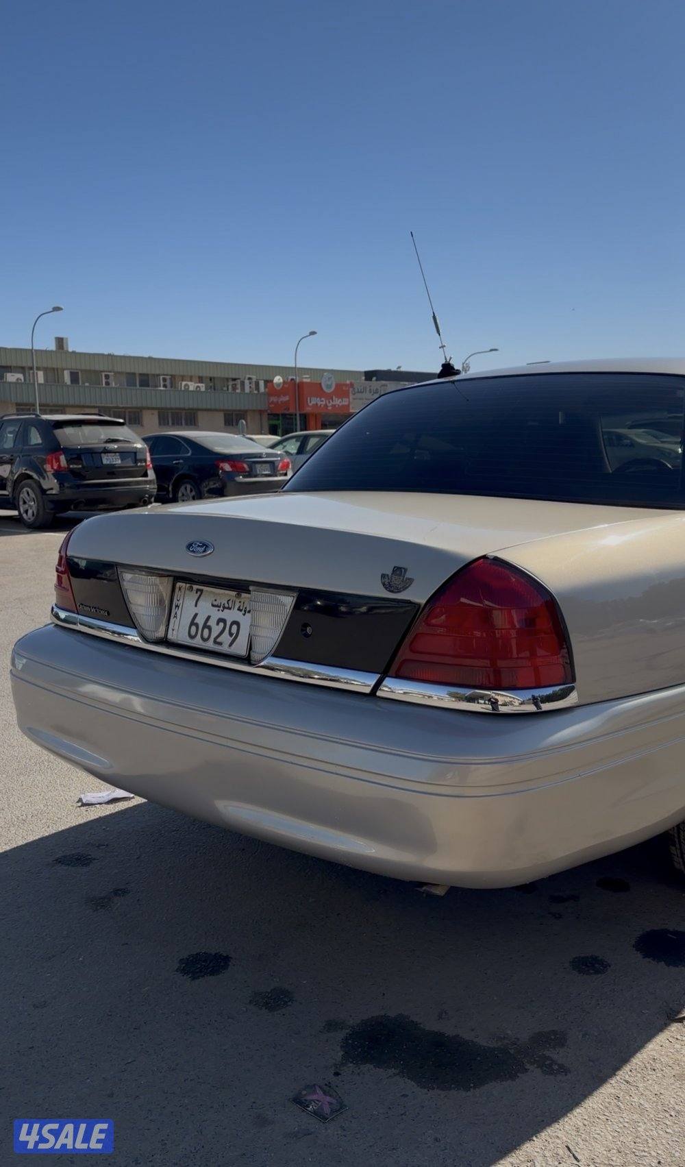 فورد فكتوريا5