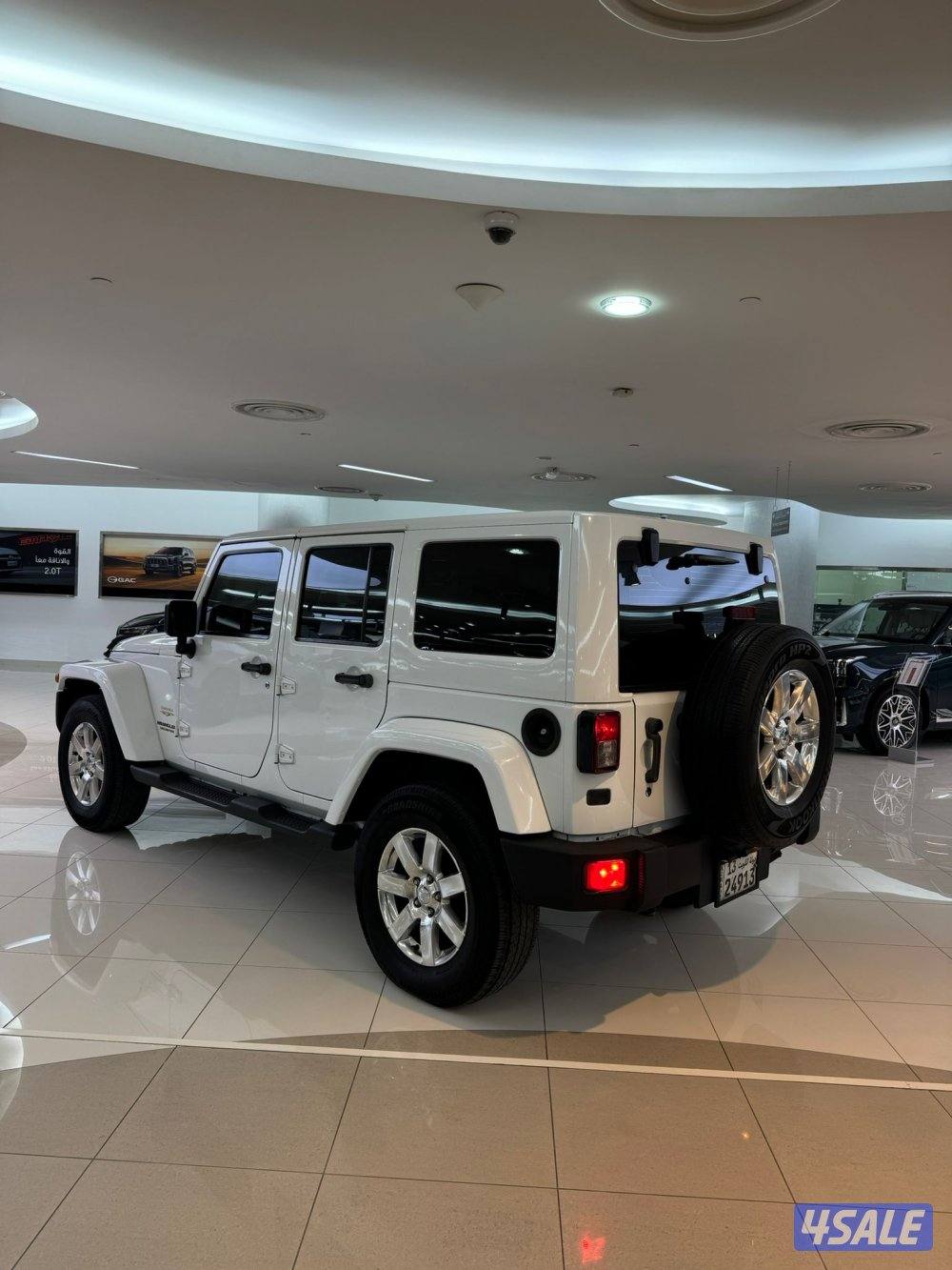 جيب رانجلر صحاري2
