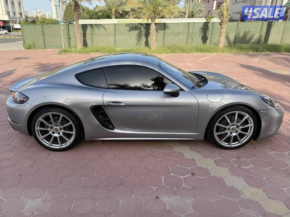 بورش كايمان 718 ماشي ٩٧4