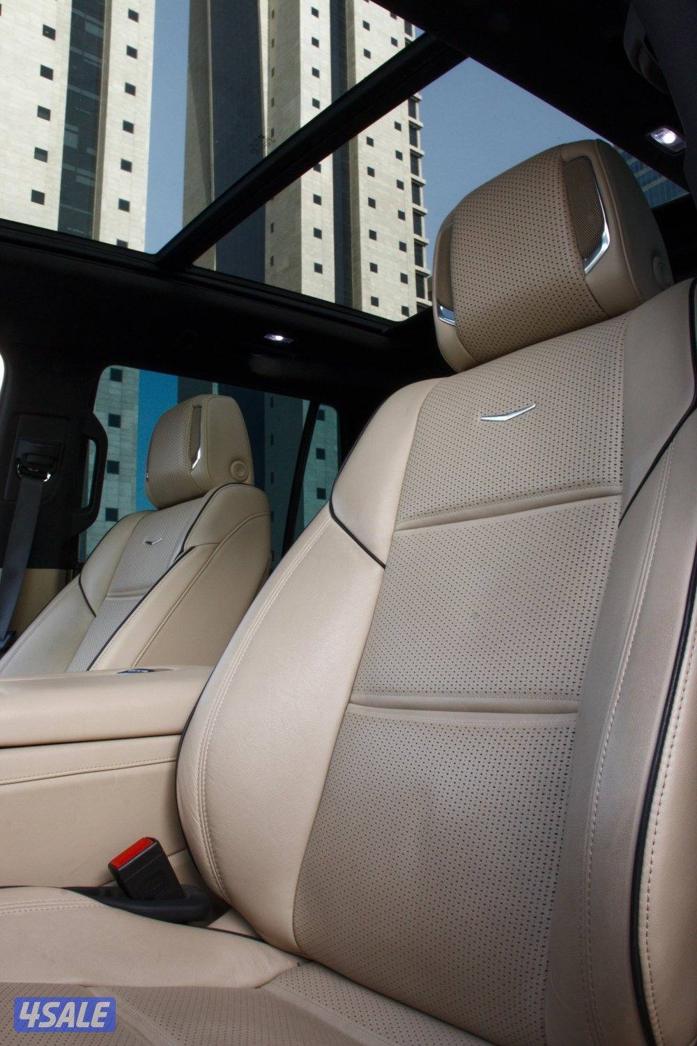 للبيع اسكاليد 20214