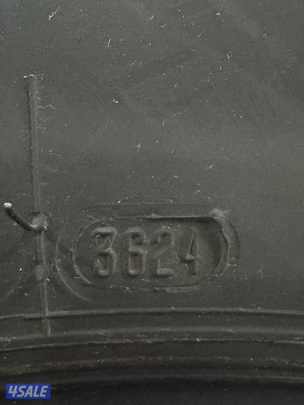 للبيع 4 تواير  ميكي تومبسون6