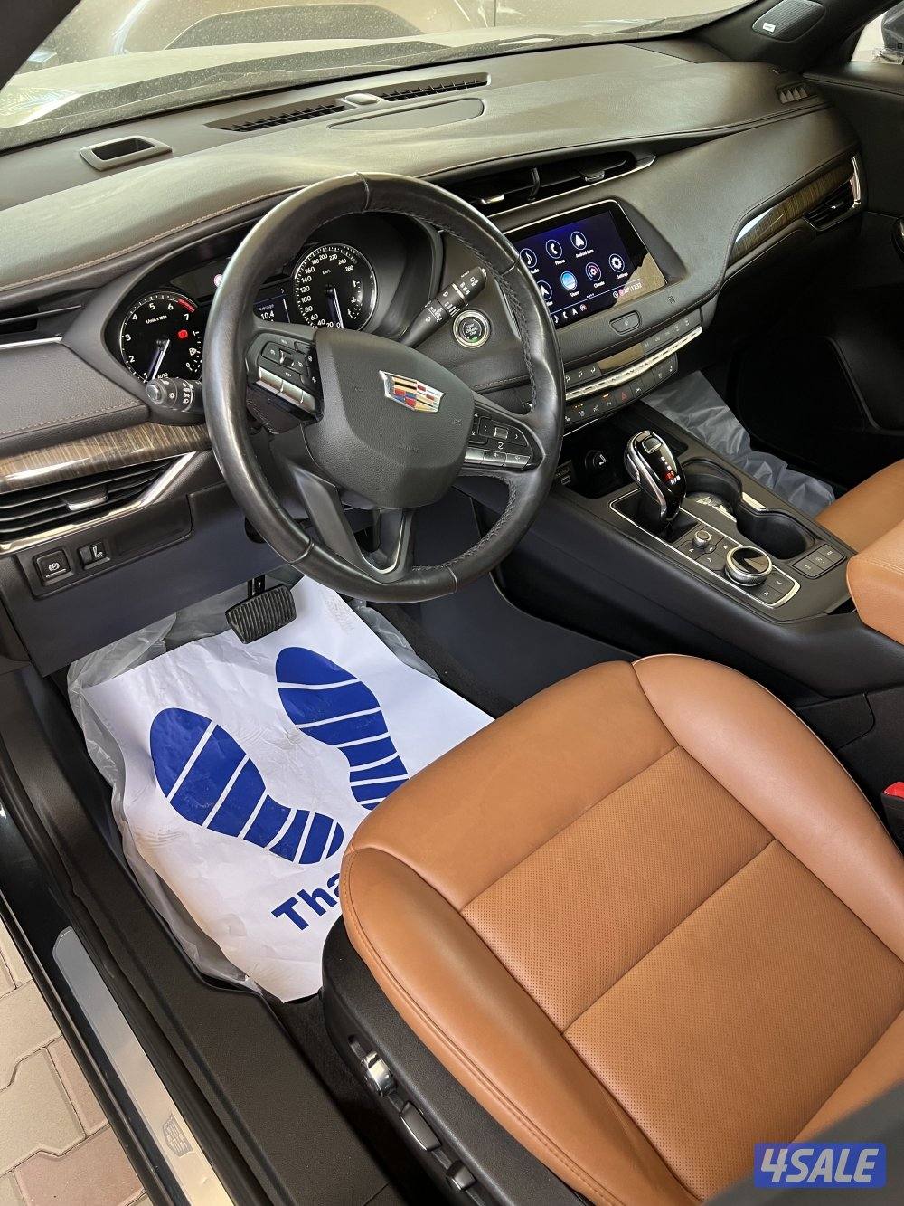 للبيع كادليك 2020-xt4 كامل المواصفات5