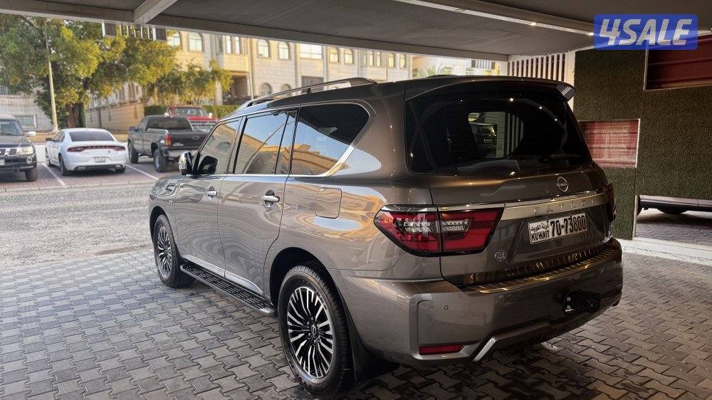 🚗 نيسان باترول 2023 بلاتينيوم V8 – فل كامل  🚨2