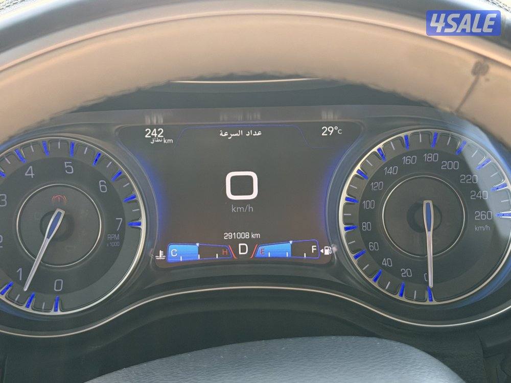 كرايزلر c300 موديل 2015 وارد الوكاله بحالة ممتازه2