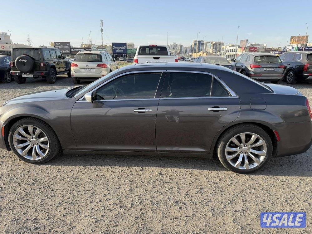 كرايزلر c300 موديل 2015 وارد الوكاله بحالة ممتازه7