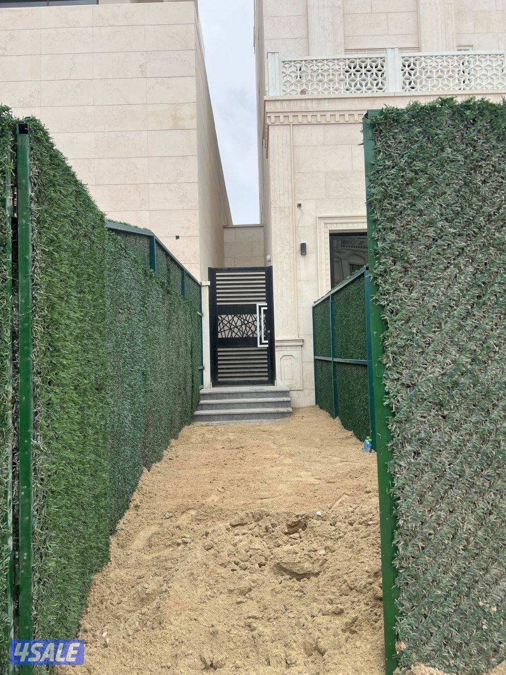 شقة بسرداب مدخل على شارع رئيسي0