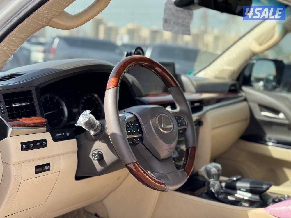 لكزس 2017 درجه اولى شرط الفحص8