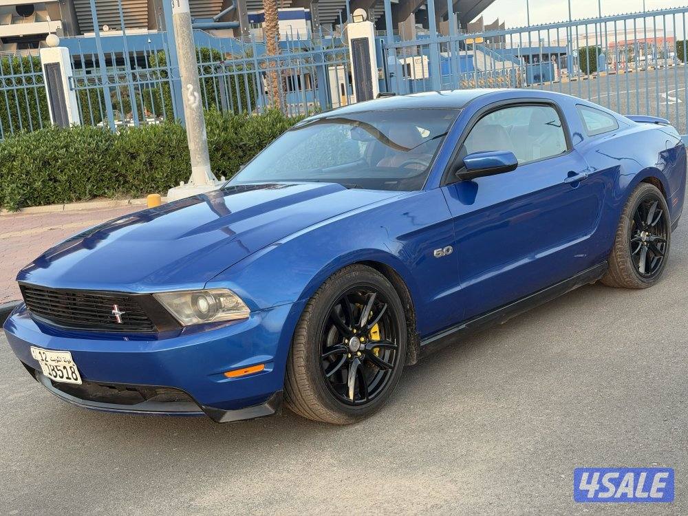 للبيع موستانج موديل 20129