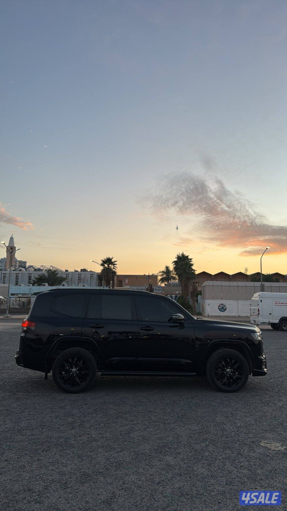 لاند كروزر ايرو اس تون تيربو 20241