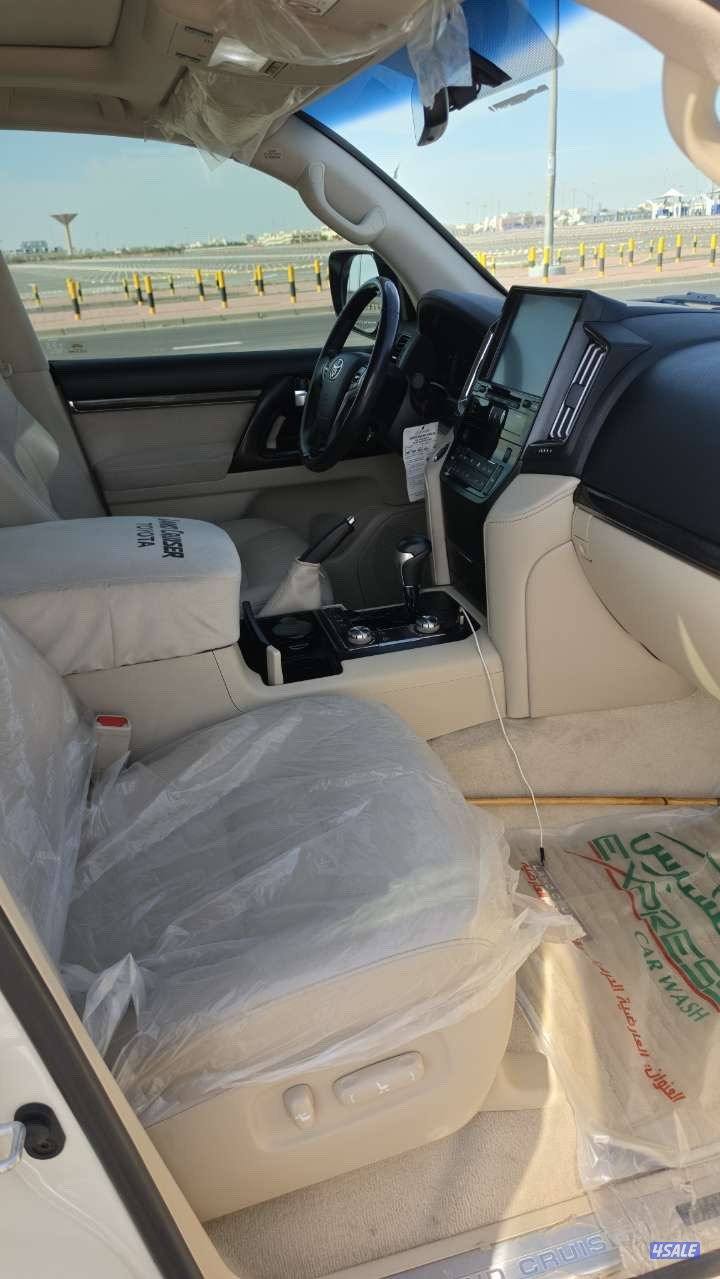 للبيع لاندكروز قراند توزنق 20204