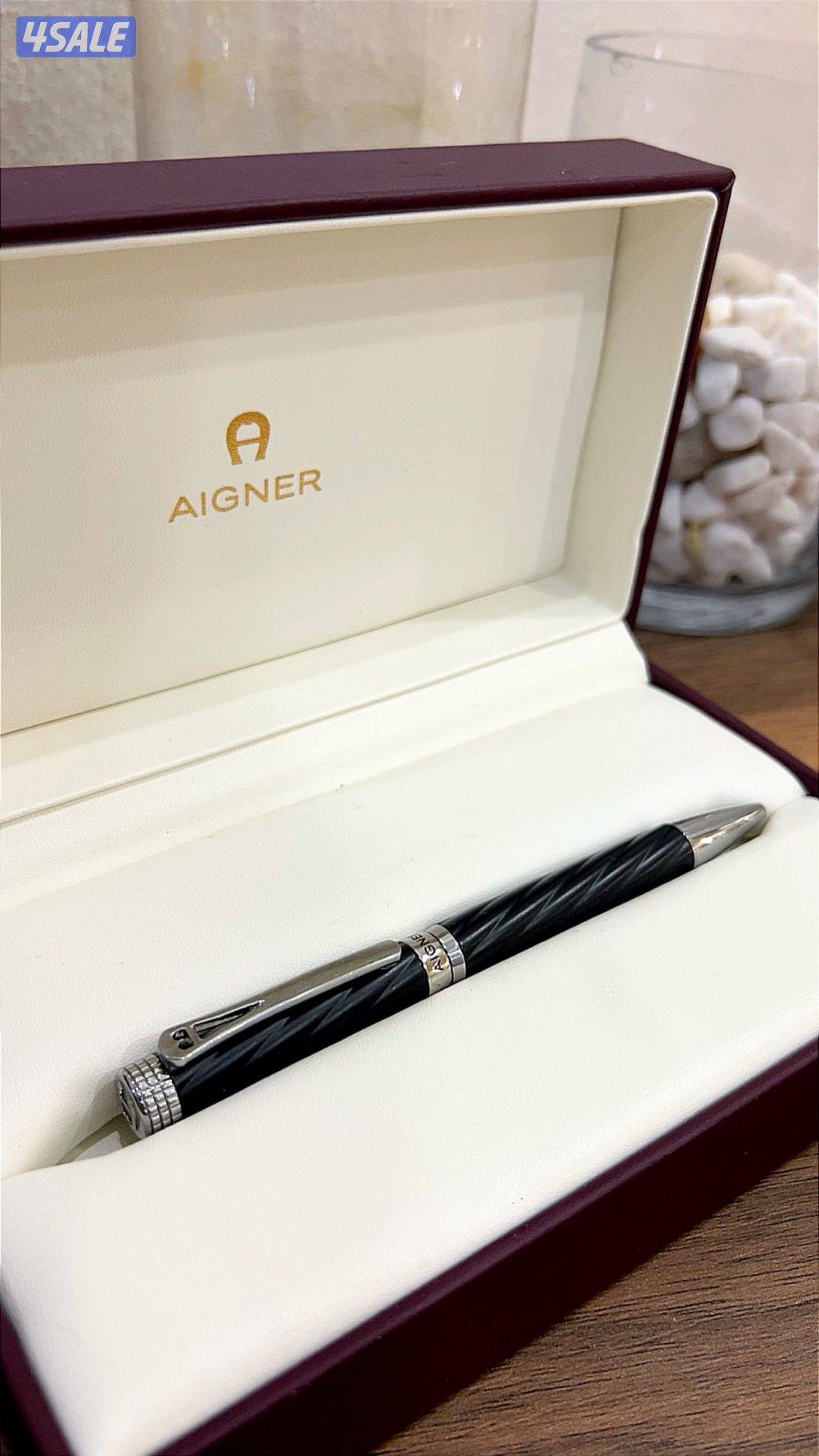 للبيع اقلام شبه جديده اصلية4