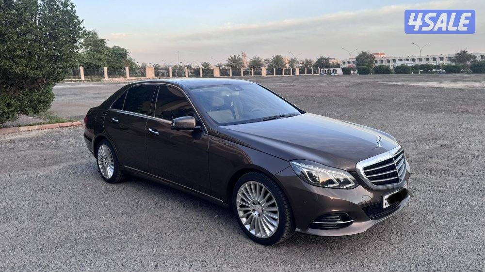 للبيع E200 مخزن ممشى 491