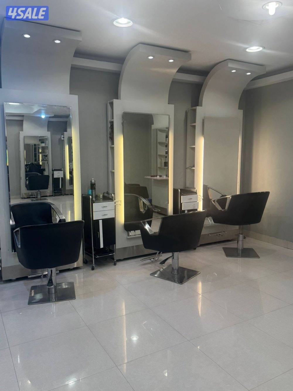 للبيع معدات صالون كامله ،جديدة1