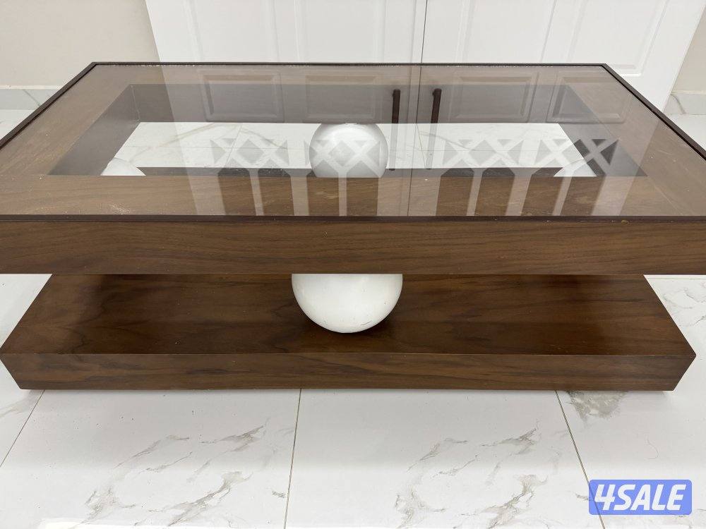 للبيع طاوله خشب0