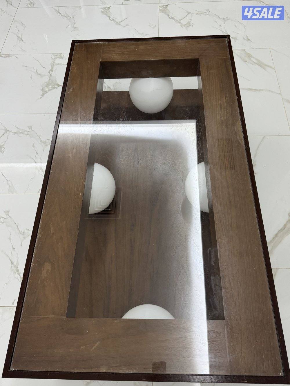 للبيع طاوله خشب2