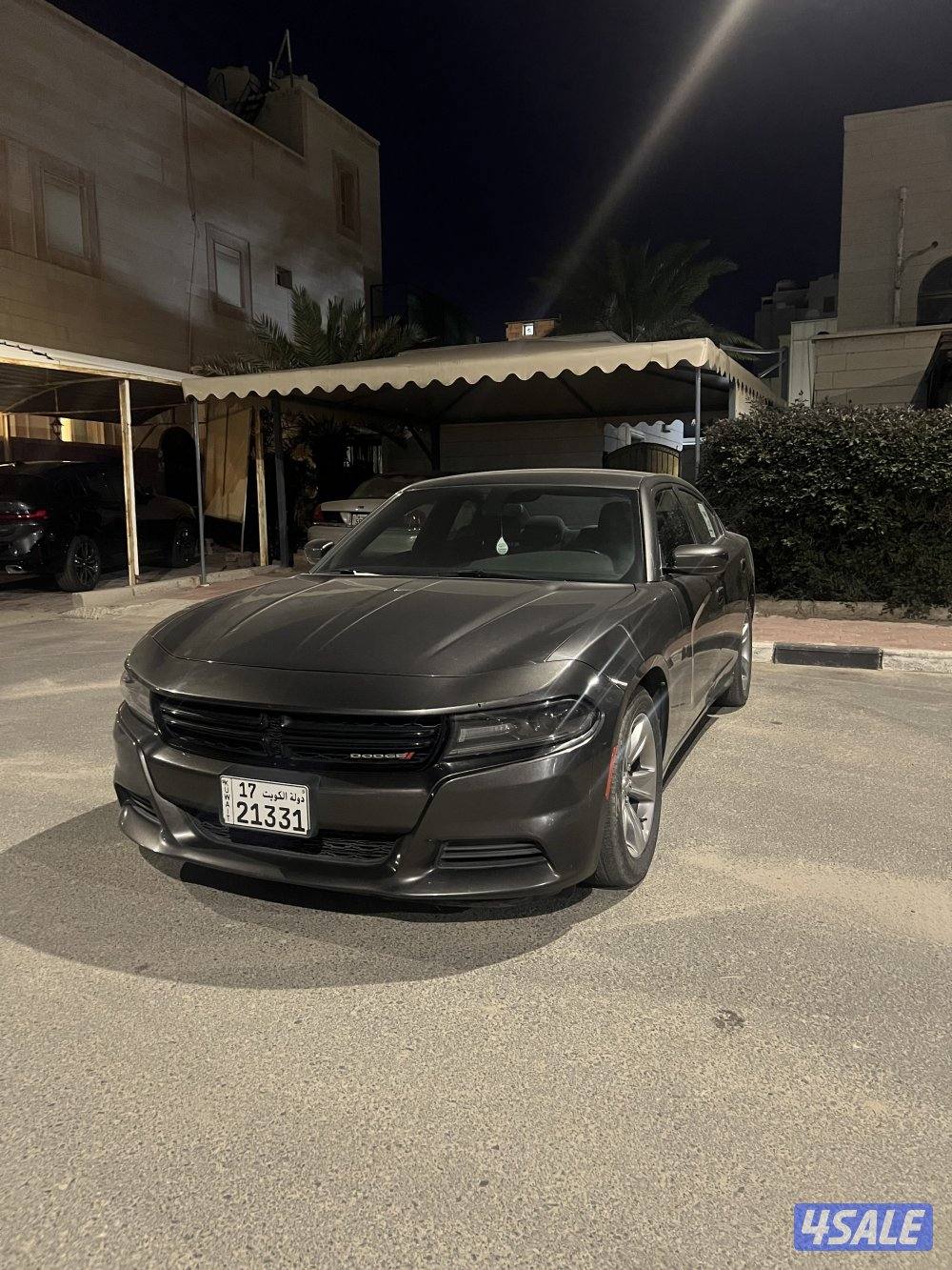 للبيع دودج تشارجر0