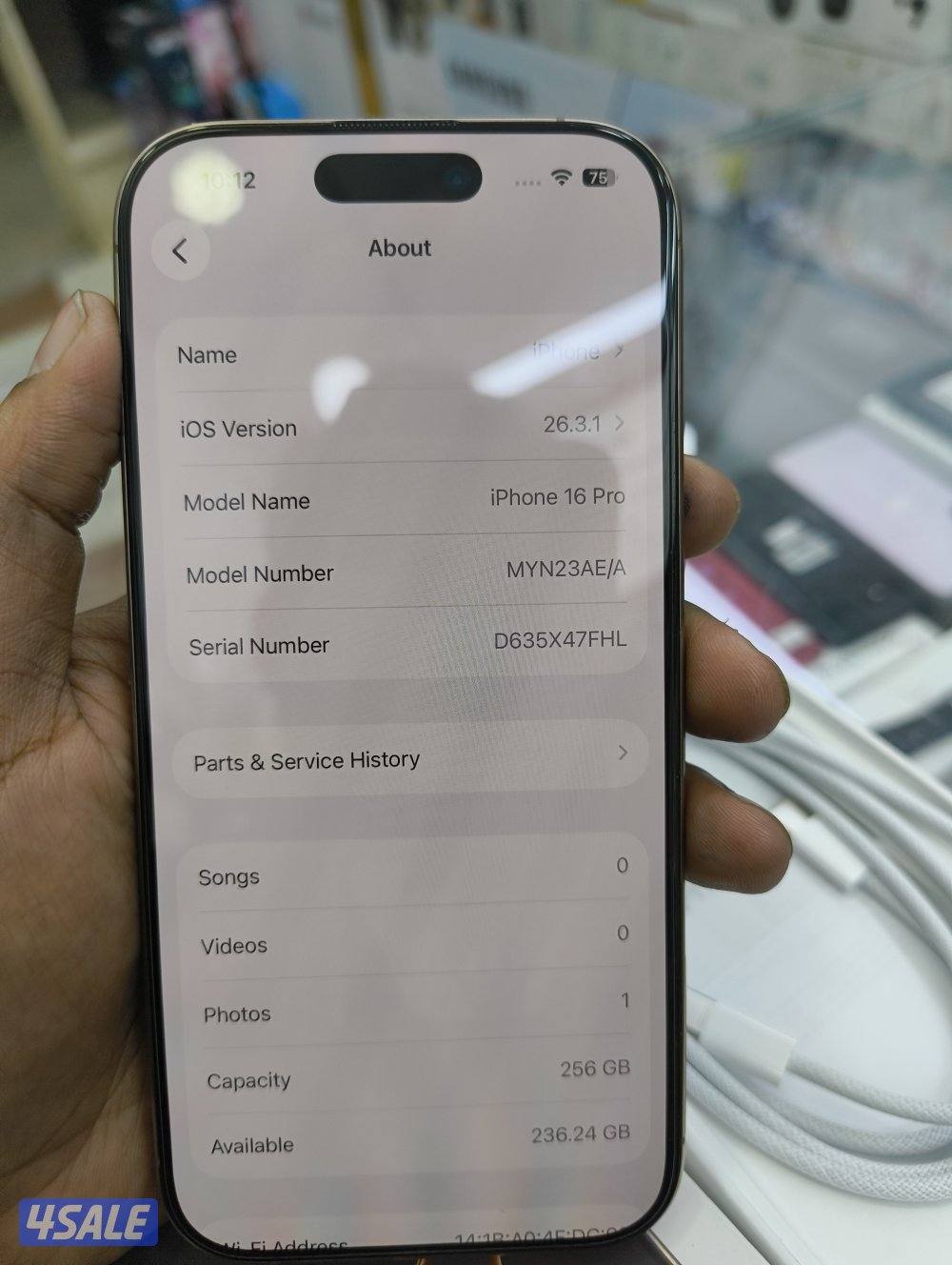 Apple iPhone 16 Pro 6.3-inch 256GB Desert Titanium2