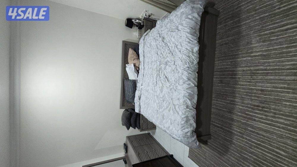 غرفه نوم كامله للبيع مع مرتبه طبيه1