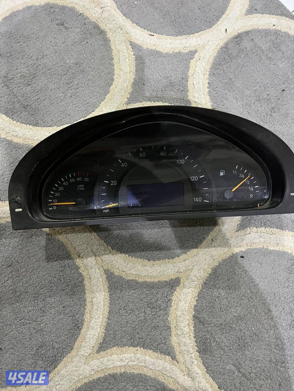 اغراض مرسيدس جي كلاس6