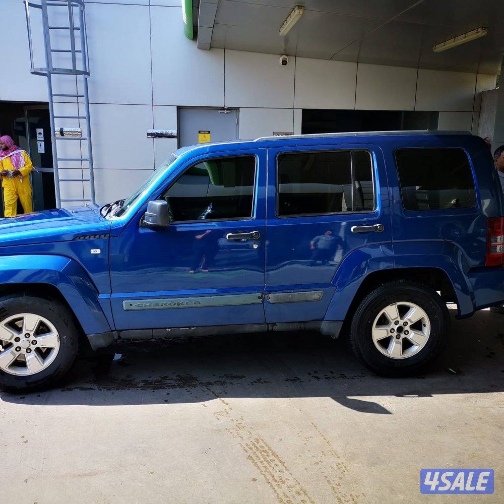 اللي يدور  النظيف شيروكي سبورت موديل 2010.1