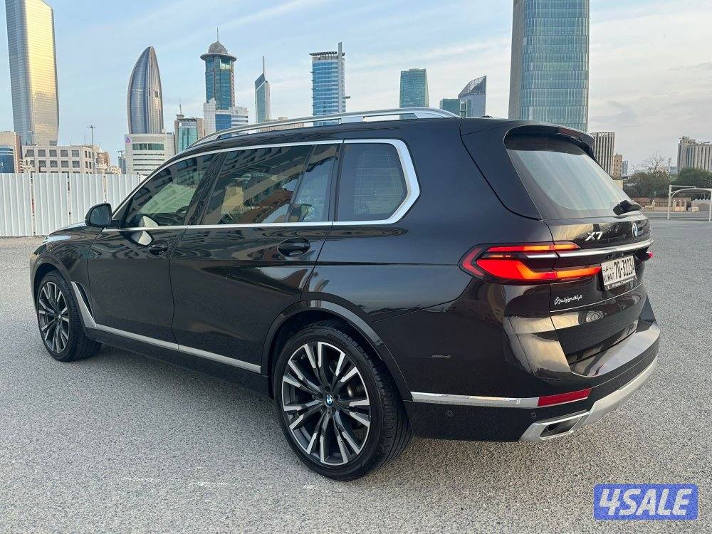 بي ام X7-موديل 2023–صبغ الوكالة- عداد 60 Km فقط7