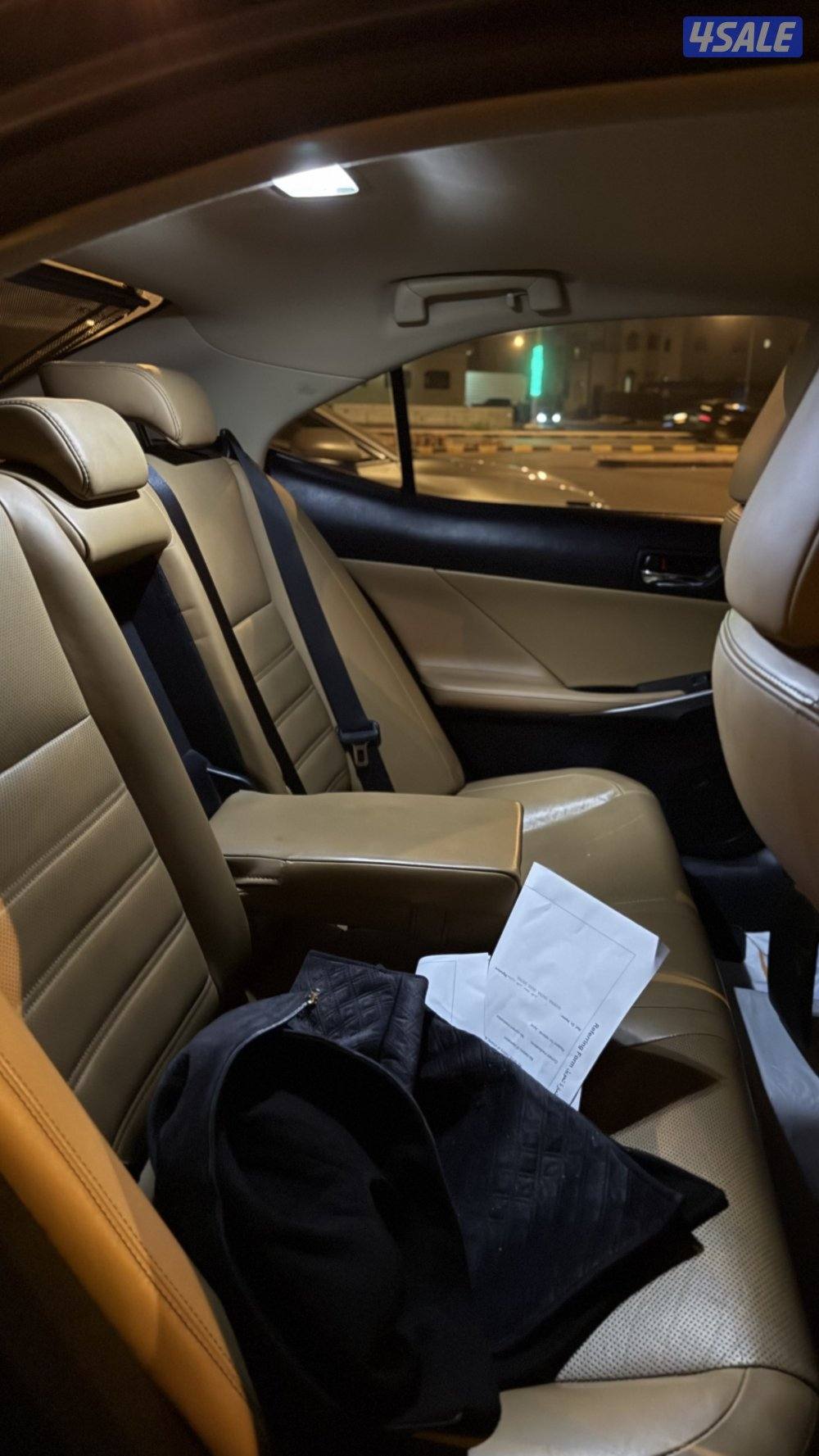 لكزس is موديل 20164