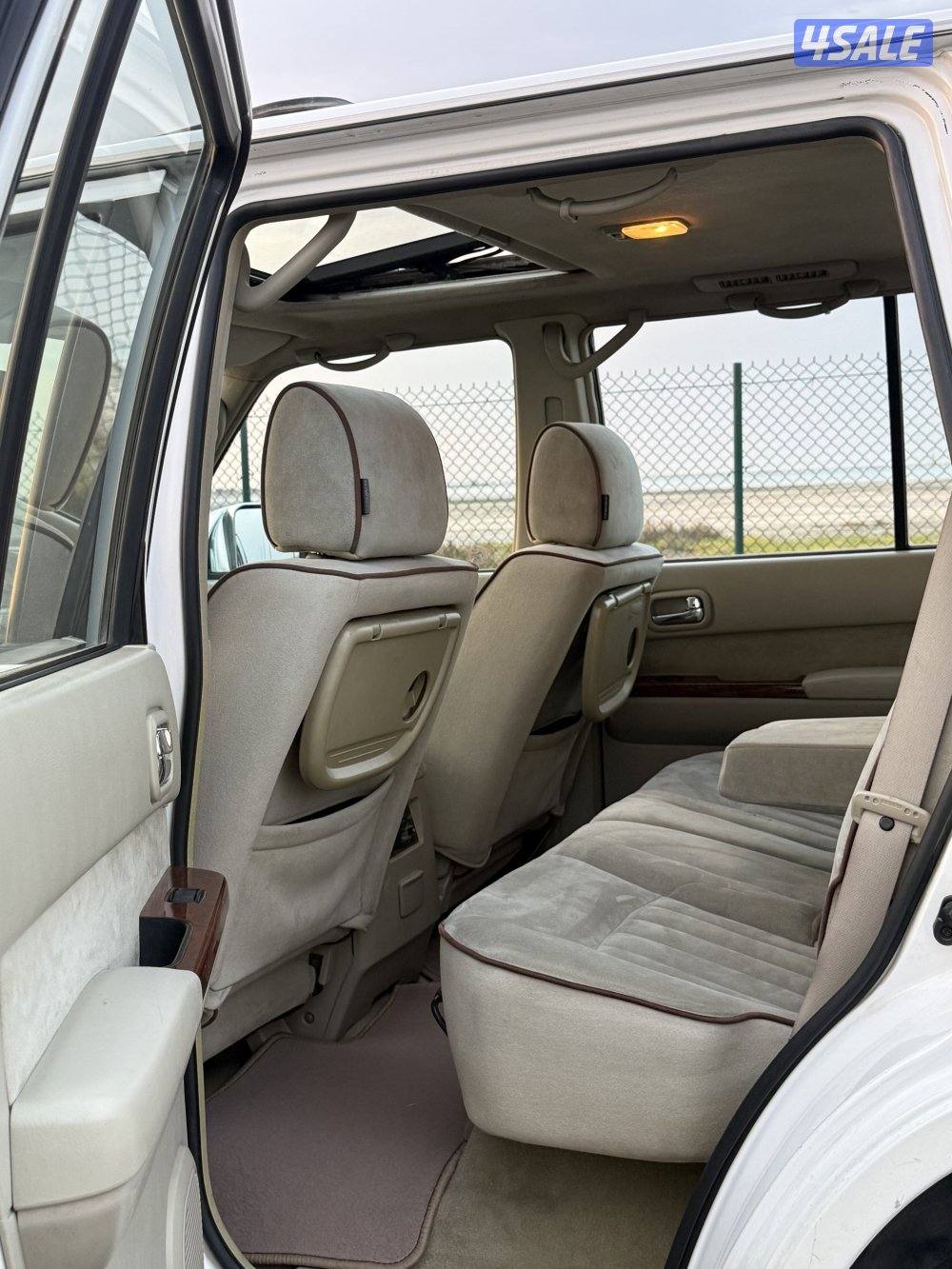 للبيع سفاري صبغ الوكاله موديل 20086